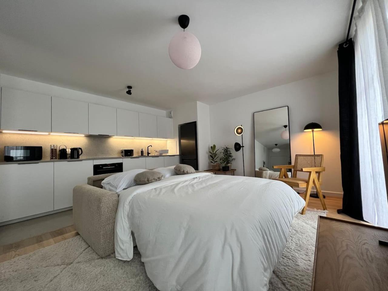 Disneyland Minimalist Lifestyle - 5 Pax Apartment Сери Екстериор снимка