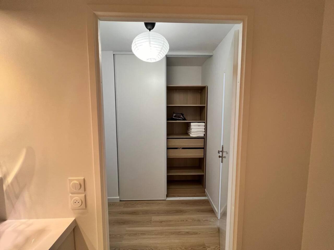 Disneyland Minimalist Lifestyle - 5 Pax Apartment Сери Екстериор снимка